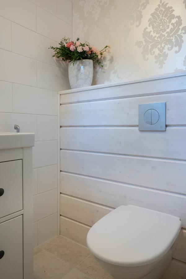 Luxurious Villa Kinos With Jacuzzi Rovaniemi Exteriör bild